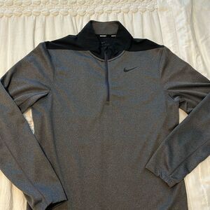 Nike Golf 1/4 Zip Golf Pullover Jacket - Men Sz Small - LIKE NEW - worn Once